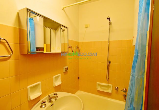 Studio in Madonna di Campiglio - Carlo Magno Studio apartment Studio in Madonna di Campiglio - Carlo Magno Studio apartment