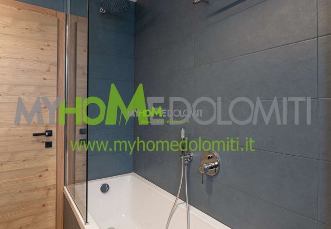 Ferienwohnung in Madonna di Campiglio - 2 ABETI GARDEN APARTMENT MhD Ferienwohnung in Madonna di Campiglio - 2 ABETI GARDEN APARTMENT MhD