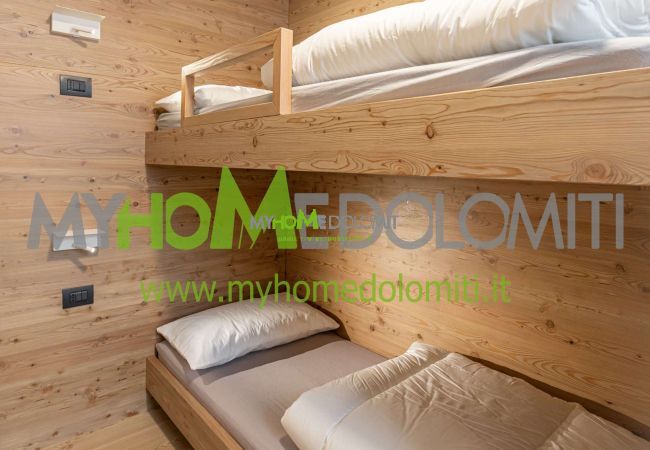 Ferienwohnung in Madonna di Campiglio - 2 ABETI GARDEN APARTMENT MhD Ferienwohnung in Madonna di Campiglio - 2 ABETI GARDEN APARTMENT MhD