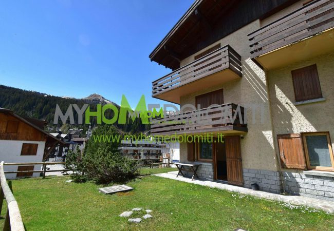 Ferienwohnung in Madonna di Campiglio - 2 ABETI GARDEN APARTMENT MhD Ferienwohnung in Madonna di Campiglio - 2 ABETI GARDEN APARTMENT MhD