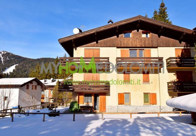 Ferienwohnung in Madonna di Campiglio - 2 ABETI GARDEN APARTMENT MhD Ferienwohnung in Madonna di Campiglio - 2 ABETI GARDEN APARTMENT MhD