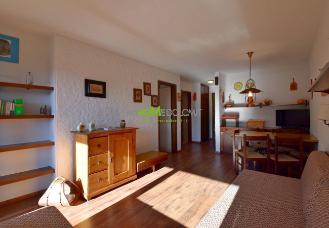 Ferienwohnung in Madonna di Campiglio - NARDIS 205 BILOCALE MhD apt Ferienwohnung in Madonna di Campiglio - NARDIS 205 BILOCALE MhD apt