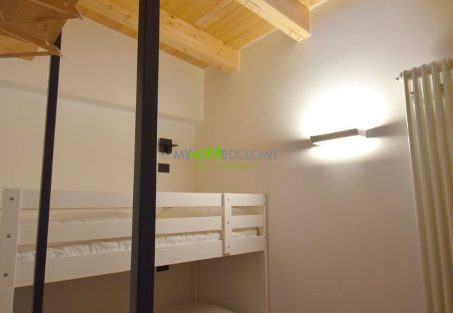 Ferienwohnung in Madonna di Campiglio - Attic Miralago MhD apartment Ferienwohnung in Madonna di Campiglio - Attic Miralago MhD apartment