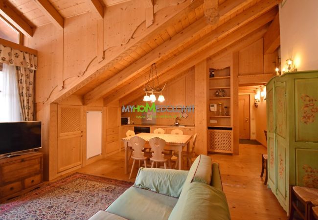 Ferienwohnung in Madonna di Campiglio - Excelsior Top Lodge MhD Ferienwohnung in Madonna di Campiglio - Excelsior Top Lodge MhD
