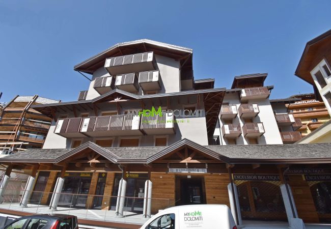 Ferienwohnung in Madonna di Campiglio - Excelsior Top Lodge MhD Ferienwohnung in Madonna di Campiglio - Excelsior Top Lodge MhD