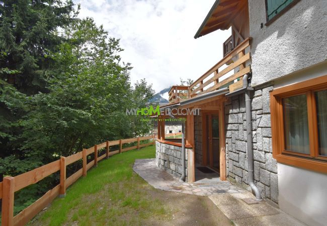 Ferienwohnung in Madonna di Campiglio - Villa Brenta Apartment MhD Ferienwohnung in Madonna di Campiglio - Villa Brenta Apartment MhD