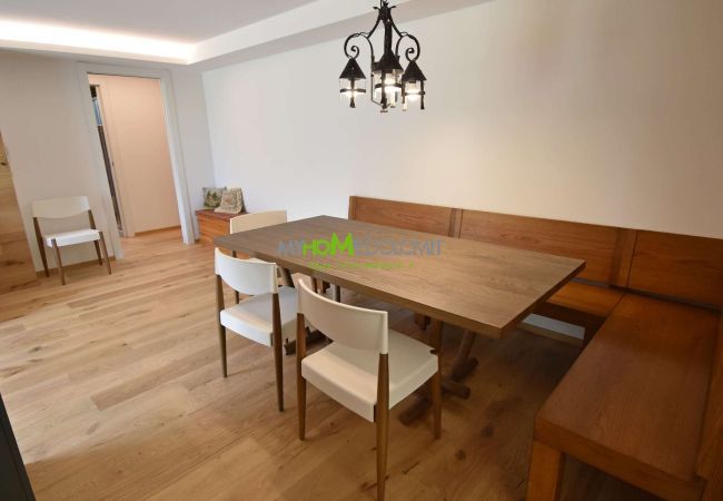 Ferienwohnung in Madonna di Campiglio - Villa Brenta Apartment MhD Ferienwohnung in Madonna di Campiglio - Villa Brenta Apartment MhD