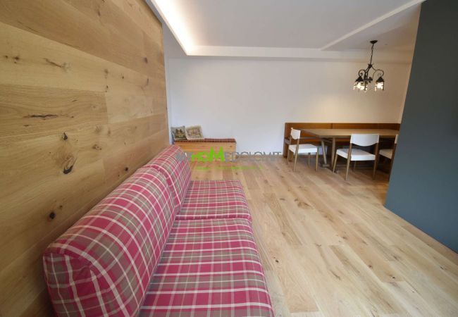 Ferienwohnung in Madonna di Campiglio - Villa Brenta Apartment MhD Ferienwohnung in Madonna di Campiglio - Villa Brenta Apartment MhD