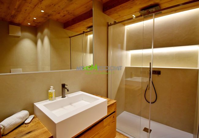 Ferienwohnung in Madonna di Campiglio - BRENTA ALTA ALPINE LODGE MhD Ferienwohnung in Madonna di Campiglio - BRENTA ALTA ALPINE LODGE MhD