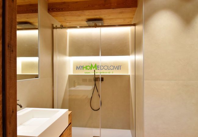 Ferienwohnung in Madonna di Campiglio - BRENTA ALTA ALPINE LODGE MhD Ferienwohnung in Madonna di Campiglio - BRENTA ALTA ALPINE LODGE MhD