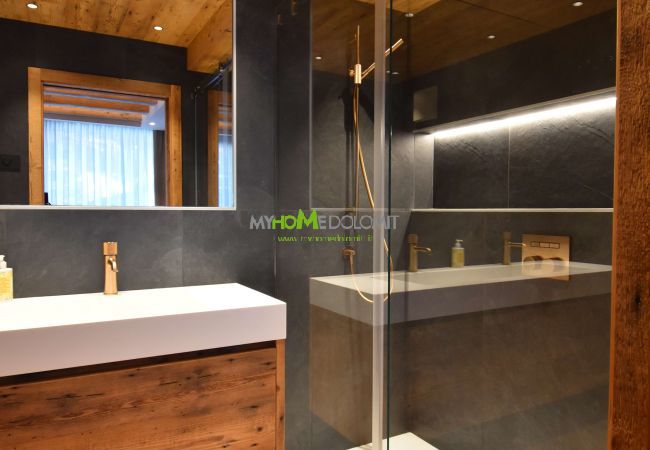 Ferienwohnung in Madonna di Campiglio - BRENTA ALTA ALPINE LODGE MhD Ferienwohnung in Madonna di Campiglio - BRENTA ALTA ALPINE LODGE MhD