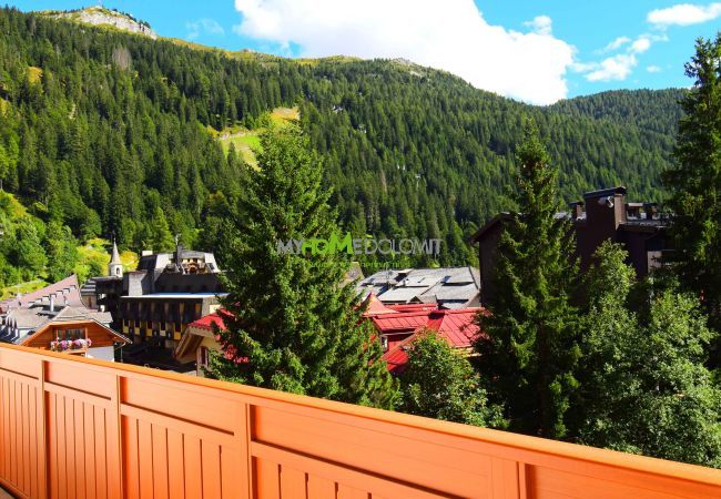 Ferienwohnung in Madonna di Campiglio - BRENTA ALTA ALPINE LODGE MhD Ferienwohnung in Madonna di Campiglio - BRENTA ALTA ALPINE LODGE MhD