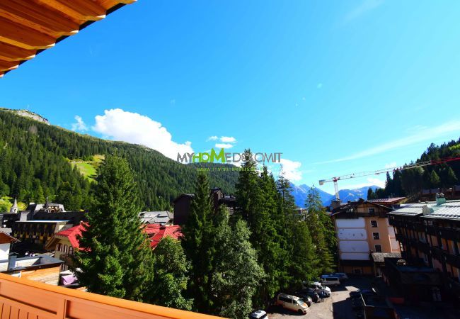 Ferienwohnung in Madonna di Campiglio - BRENTA ALTA ALPINE LODGE MhD Ferienwohnung in Madonna di Campiglio - BRENTA ALTA ALPINE LODGE MhD