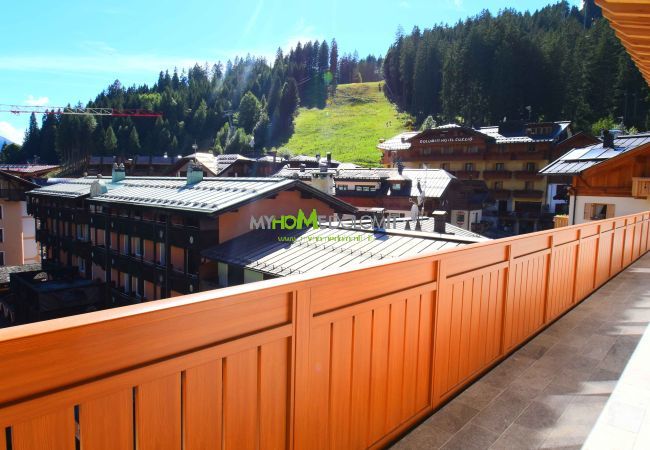 Ferienwohnung in Madonna di Campiglio - BRENTA ALTA ALPINE LODGE MhD Ferienwohnung in Madonna di Campiglio - BRENTA ALTA ALPINE LODGE MhD