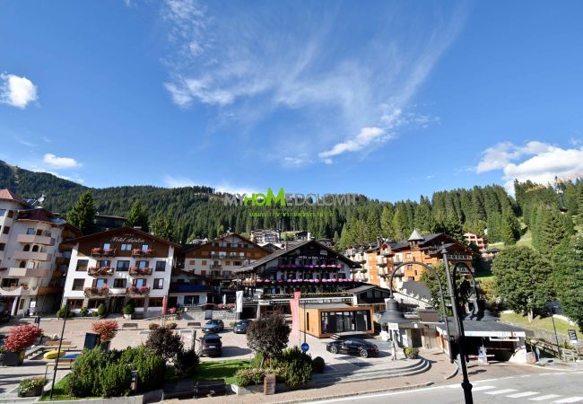 Ferienwohnung in Madonna di Campiglio - BRENTA ALTA ALPINE LODGE MhD Ferienwohnung in Madonna di Campiglio - BRENTA ALTA ALPINE LODGE MhD