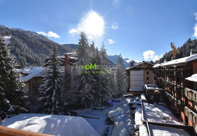 Ferienwohnung in Madonna di Campiglio - BRENTA ALTA ALPINE LODGE MhD Ferienwohnung in Madonna di Campiglio - BRENTA ALTA ALPINE LODGE MhD