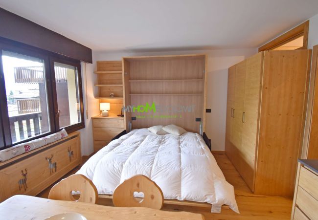 Ferienwohnung in Madonna di Campiglio - Presanella View Studio Mhd Ferienwohnung in Madonna di Campiglio - Presanella View Studio Mhd