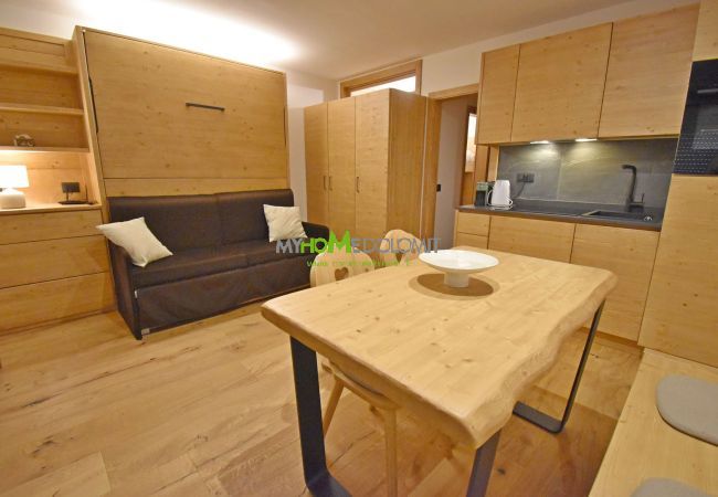 Ferienwohnung in Madonna di Campiglio - Presanella View Studio Mhd Ferienwohnung in Madonna di Campiglio - Presanella View Studio Mhd