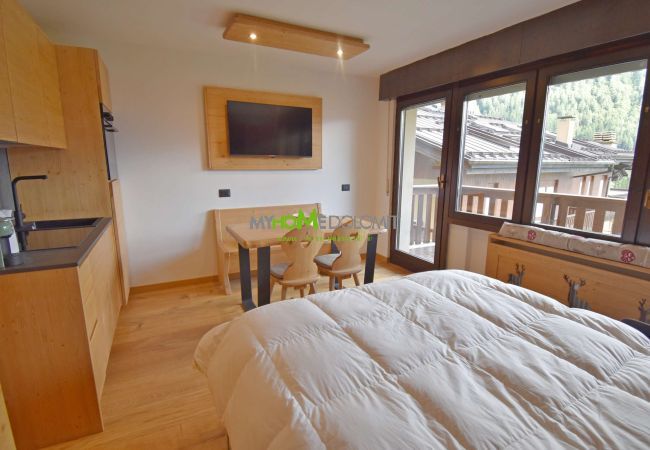 Ferienwohnung in Madonna di Campiglio - Presanella View Studio Mhd Ferienwohnung in Madonna di Campiglio - Presanella View Studio Mhd