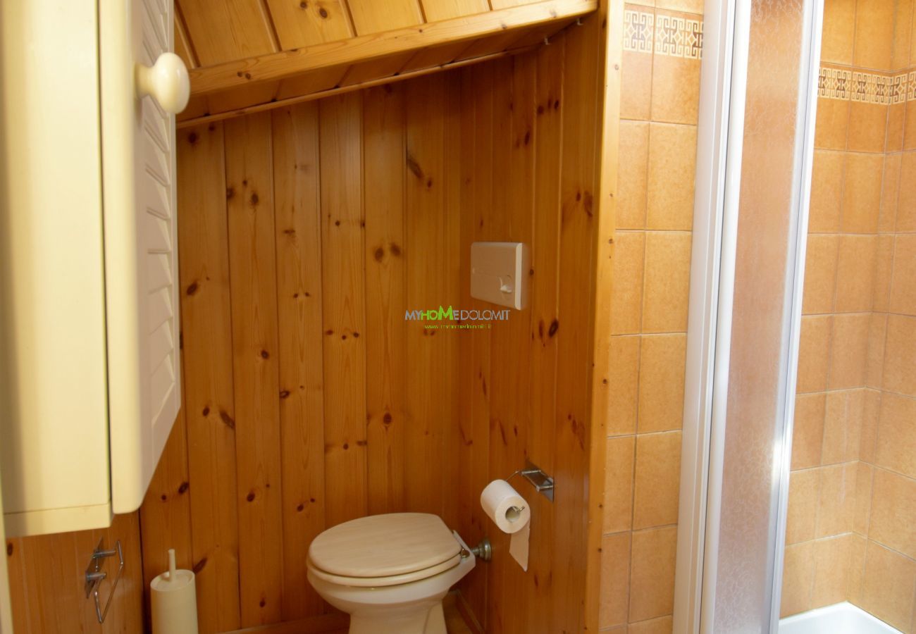 Ferienwohnung in Madonna di Campiglio - 2 ABETI MANSARDA Apartment MhD Ferienwohnung in Madonna di Campiglio - 2 ABETI MANSARDA Apartment MhD