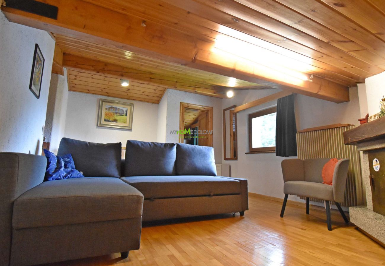 Ferienwohnung in Madonna di Campiglio - 2 ABETI MANSARDA Apartment MhD Ferienwohnung in Madonna di Campiglio - 2 ABETI MANSARDA Apartment MhD