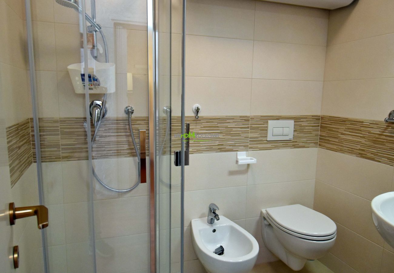 Ferienwohnung Nardis 205 in Madonna di Campiglio - Badezimmer Ferienwohnung Nardis 205 in Madonna di Campiglio - Badezimmer