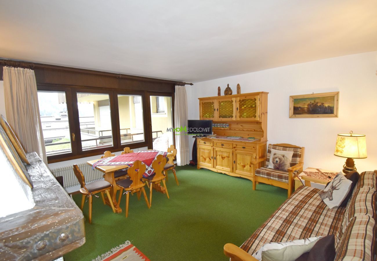 Ferienwohnung in Madonna di Campiglio - PRESANELLA TRILOCALE