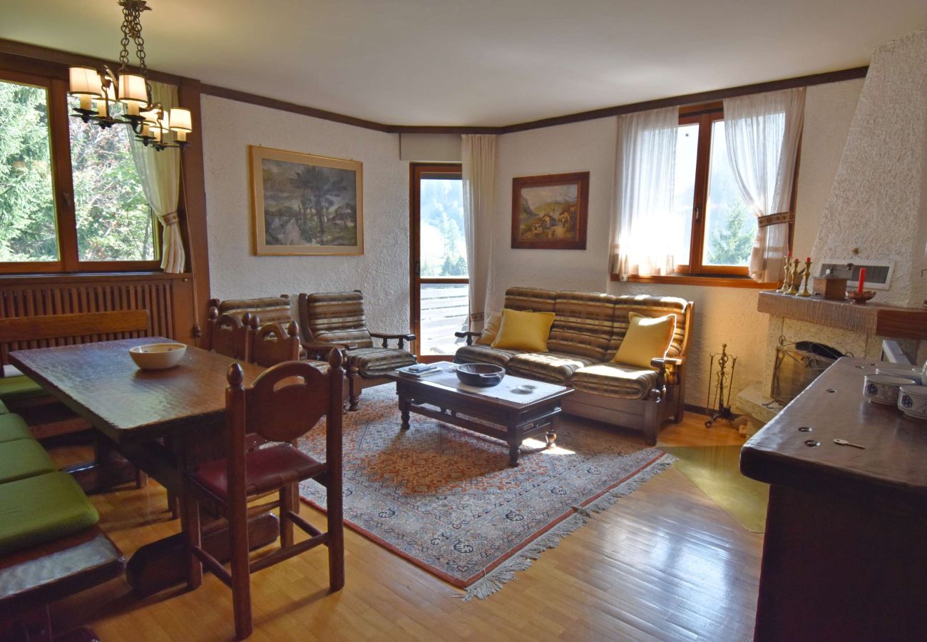 Apartment in Madonna di Campiglio - 3 PINI APPARTAMENTO Apartment in Madonna di Campiglio - 3 PINI APPARTAMENTO