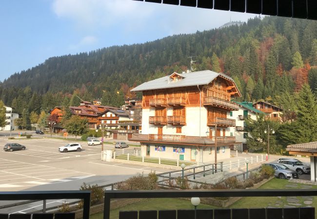 Apartment in Madonna di Campiglio - NARDIS 109 Apartment in Madonna di Campiglio - NARDIS 109