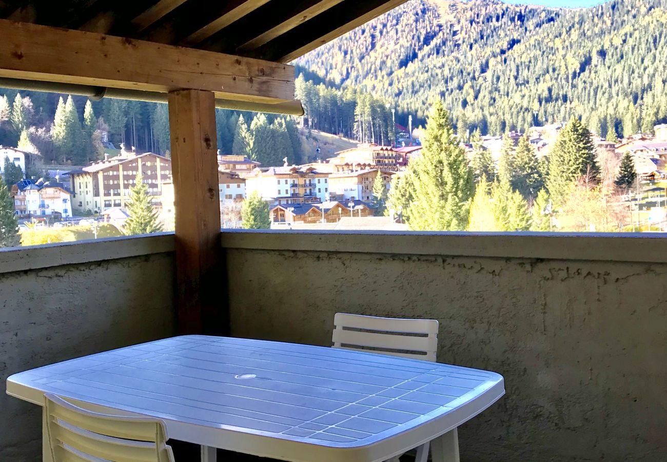 Apartment in Madonna di Campiglio - SILVANA 124 APARTMENT Apartment in Madonna di Campiglio - SILVANA 124 APARTMENT