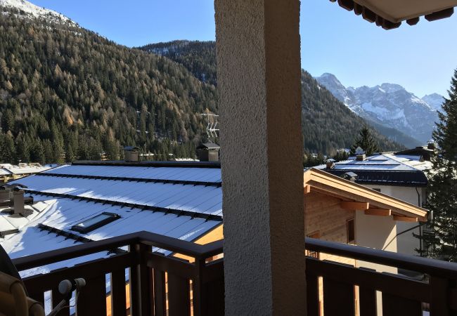 Apartment in Madonna di Campiglio - VILLE DOLOMITI APPARTAMENTO Apartment in Madonna di Campiglio - VILLE DOLOMITI APPARTAMENTO