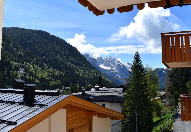 Apartment in Madonna di Campiglio - VILLE DOLOMITI APPARTAMENTO Apartment in Madonna di Campiglio - VILLE DOLOMITI APPARTAMENTO