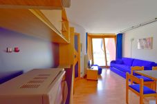Apartment in Madonna di Campiglio - Ville Golf & Ski Bilocale 022143-AT-819870