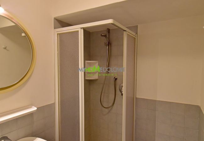 Studio in Madonna di Campiglio - EMERALD 36 STUDIO MhD Studio in Madonna di Campiglio - EMERALD 36 STUDIO MhD