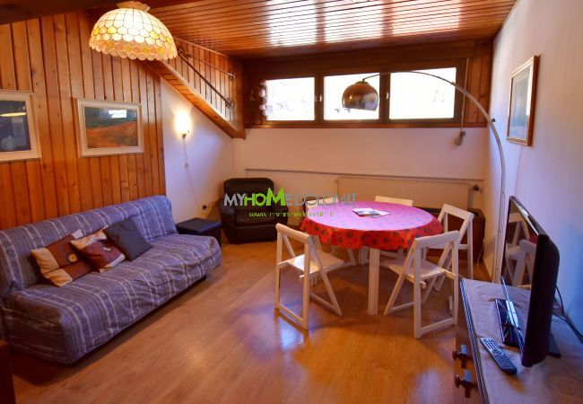 Apartment in Madonna di Campiglio - MENEGHINI MANSARDA CENTRALE MhD Apartment in Madonna di Campiglio - MENEGHINI MANSARDA CENTRALE MhD