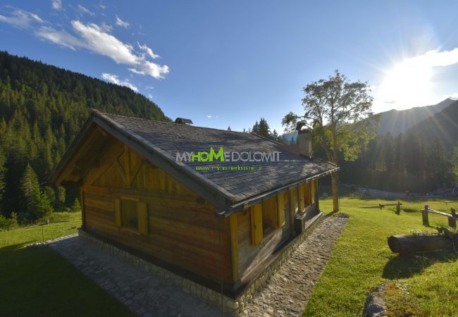 Chalet in Madonna di Campiglio - CHALET BRENTA DOLOMITES Chalet in Madonna di Campiglio - CHALET BRENTA DOLOMITES