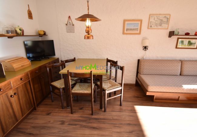 Nardis 205 holiday apartment in Campiglio living area Nardis 205 holiday apartment in Campiglio living area