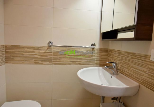 Nardis 205 holiday apartment in Madonna di Campiglio - bathroom Nardis 205 holiday apartment in Madonna di Campiglio - bathroom