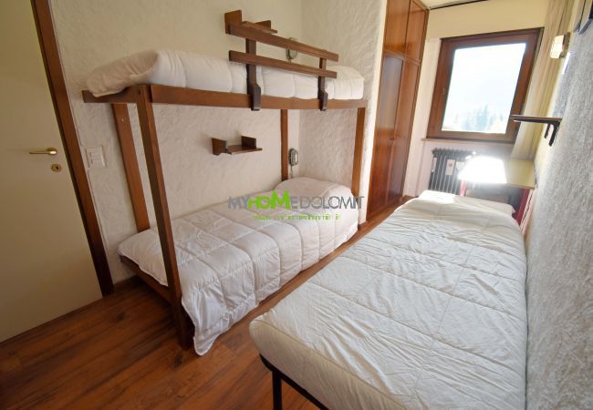 Nardis 205 holiday apartment in Campiglio - sleeping area Nardis 205 holiday apartment in Campiglio - sleeping area