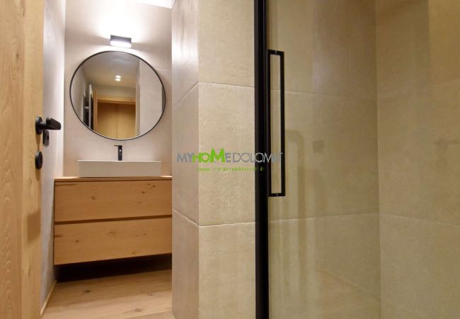 Apartment in Madonna di Campiglio - CACCIATORA Alpine Apartment MhD Apartment in Madonna di Campiglio - CACCIATORA Alpine Apartment MhD