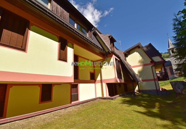 Apartment in Madonna di Campiglio - CACCIATORA Alpine Apartment MhD Apartment in Madonna di Campiglio - CACCIATORA Alpine Apartment MhD
