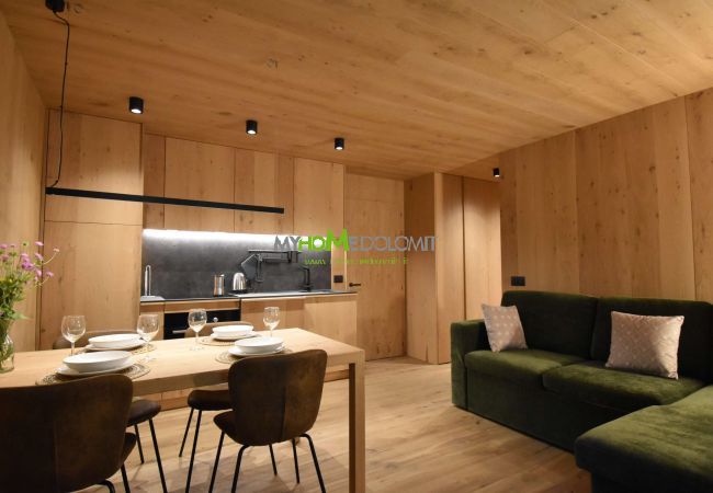 Apartment in Madonna di Campiglio - CACCIATORA Alpine Apartment MhD Apartment in Madonna di Campiglio - CACCIATORA Alpine Apartment MhD