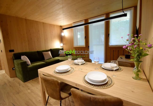 Apartment in Madonna di Campiglio - CACCIATORA Alpine Apartment MhD Apartment in Madonna di Campiglio - CACCIATORA Alpine Apartment MhD