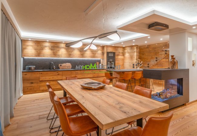 Apartment in Madonna di Campiglio - BRENTA ALTA ALPINE LODGE MhD