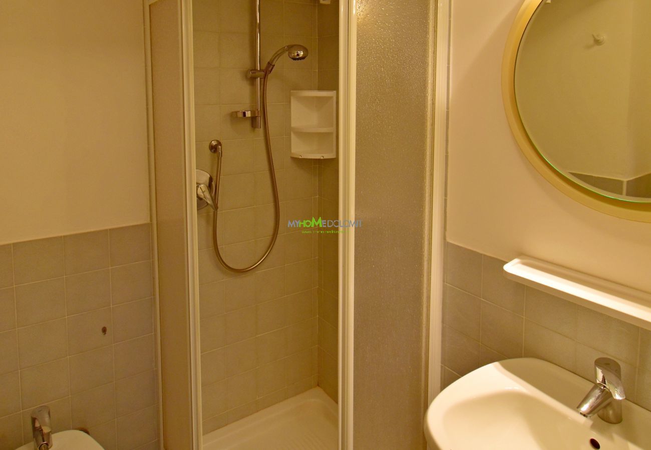 Studio in Madonna di Campiglio - EMERALD 37 STUDIO MhD Studio in Madonna di Campiglio - EMERALD 37 STUDIO MhD