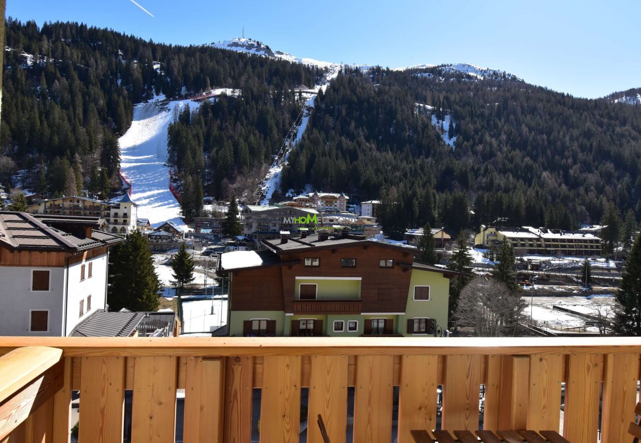 Studio in Madonna di Campiglio - EMERALD 37 STUDIO MhD Studio in Madonna di Campiglio - EMERALD 37 STUDIO MhD