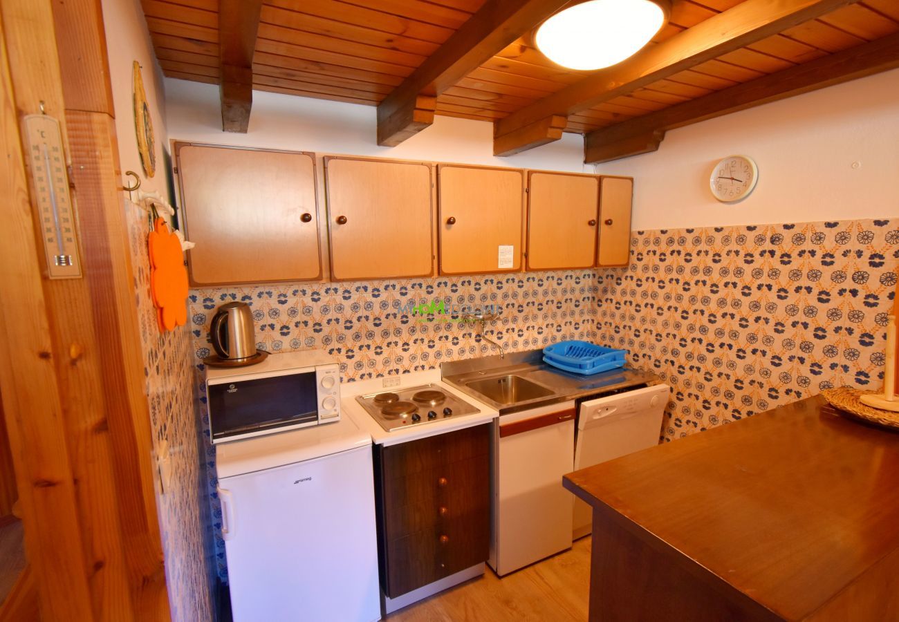 Apartment in Madonna di Campiglio - MENEGHINI MANSARDA CENTRALE MhD Apartment in Madonna di Campiglio - MENEGHINI MANSARDA CENTRALE MhD