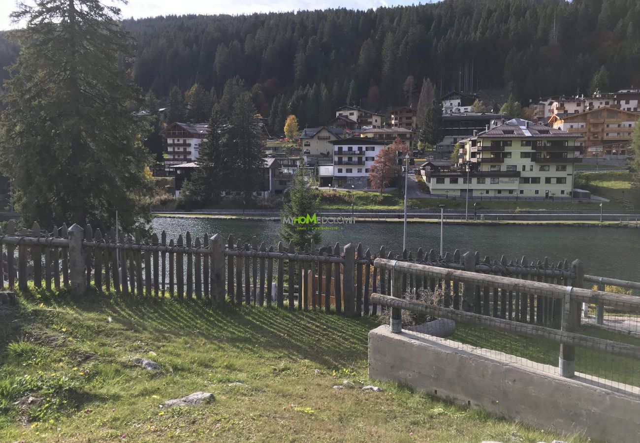 silvana-132-lake-garden-apartment-rent-Myhome-dolomiti Holiday-apartment-rent-Madonna-di-Campiglio-Myhome-Dolomiti
