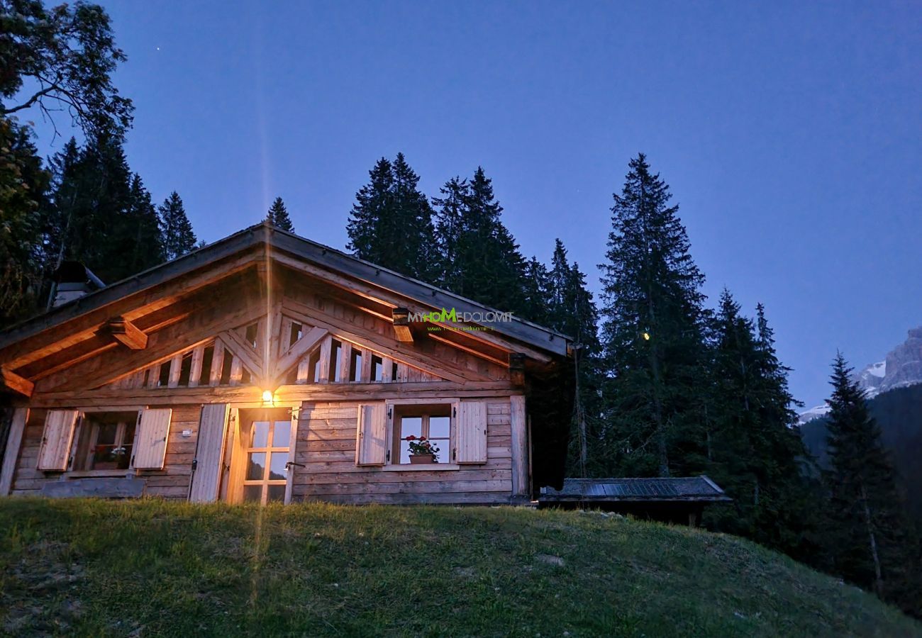 Chalet in Madonna di Campiglio - CHALET BRENTA DOLOMITES Chalet in Madonna di Campiglio - CHALET BRENTA DOLOMITES