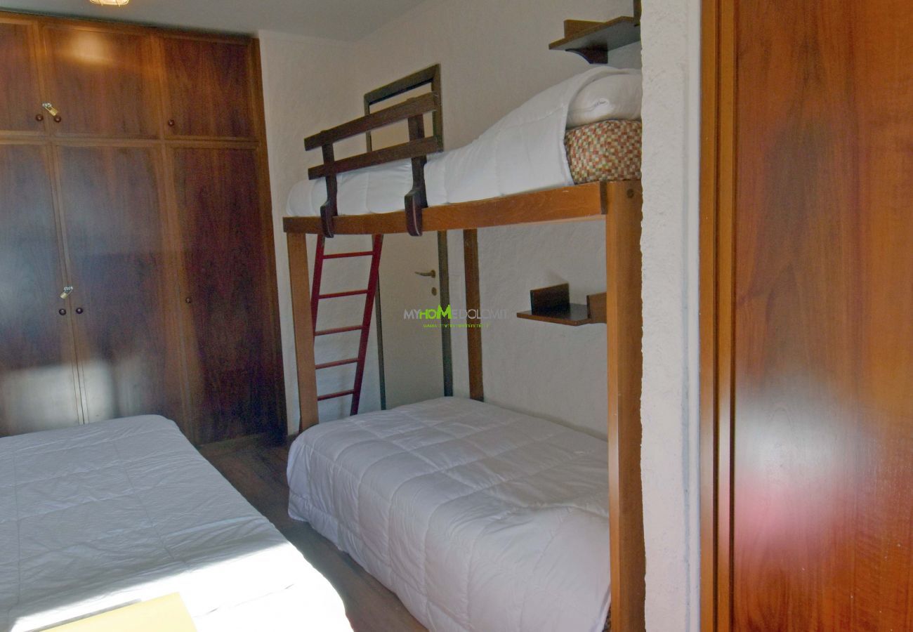 Nardis 205 holiday apartment in Campiglio - sleeping area Nardis 205 holiday apartment in Campiglio - sleeping area